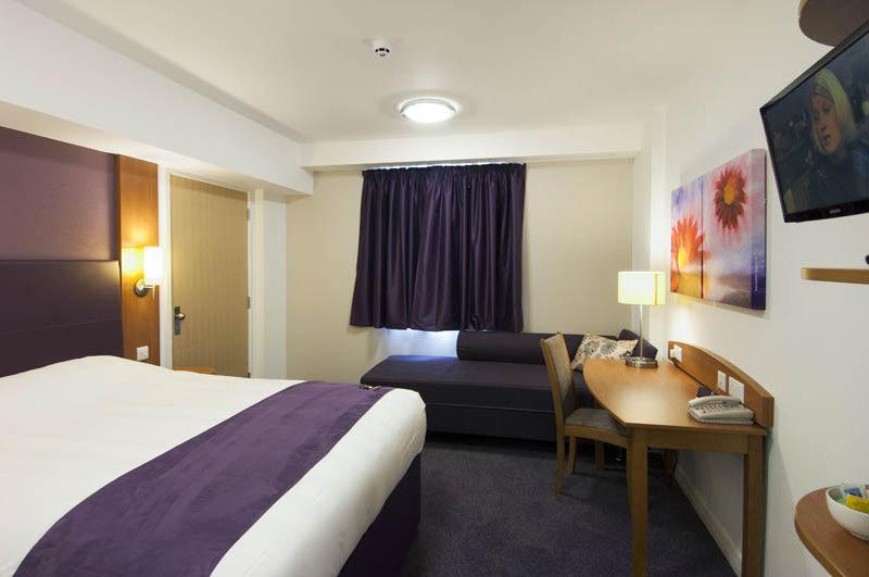 Premier Inn Bristol City Centre King Street Dış mekan fotoğraf